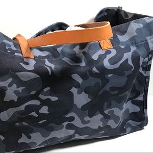 Pottery Barn Kids/Camo/Tote/Preppy